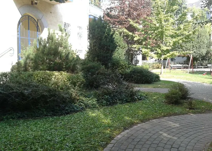 Lily Apartman